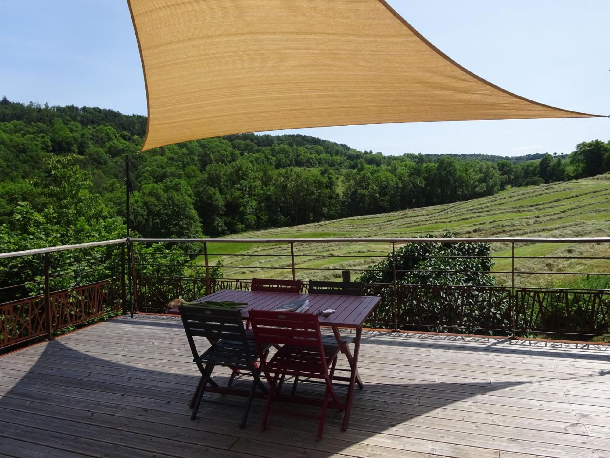 Gite Charmant Avec Terrasse Et Wifi Au Puy-En-Velay - Fr-1-582-331 Le Puy-en-Velay Exterior foto